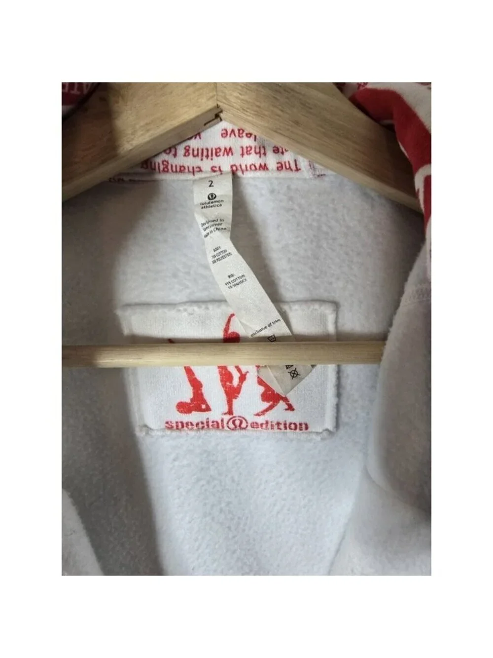 Lululemon Scuba Hoodie Special Edition 2010 Canada Olympics Sweatshirt Size 2